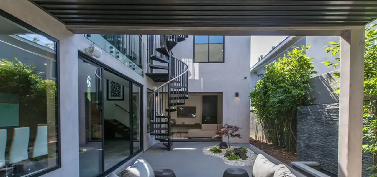 proj venice dramatic beach renovation gallery 15