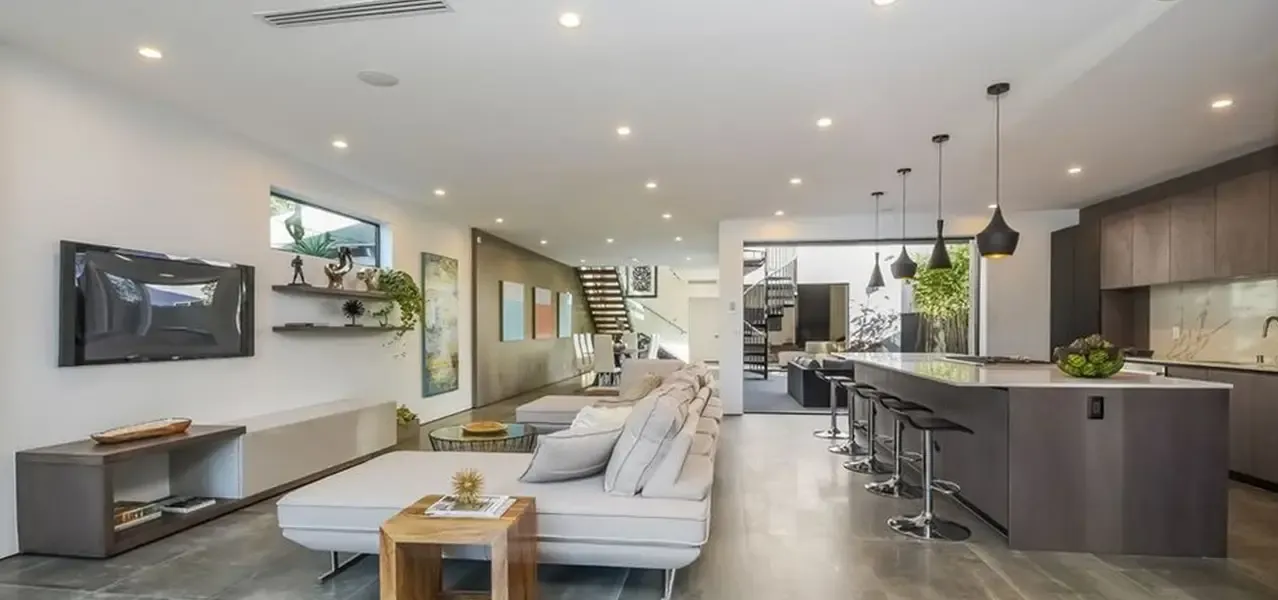 proj venice dramatic beach renovation gallery 23