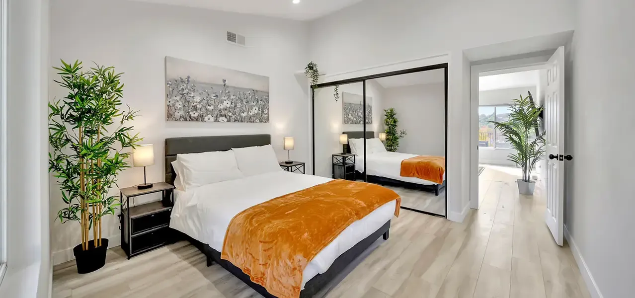 proj woodland hills bright renovation gallery 14