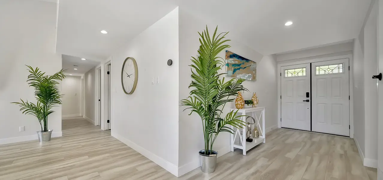 proj woodland hills bright renovation gallery 8