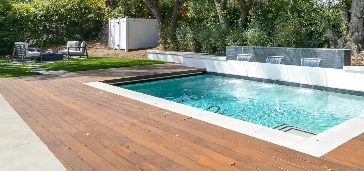 proj woodland hills serene backyard gallery 2