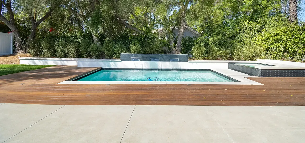 proj woodland hills serene backyard gallery 1