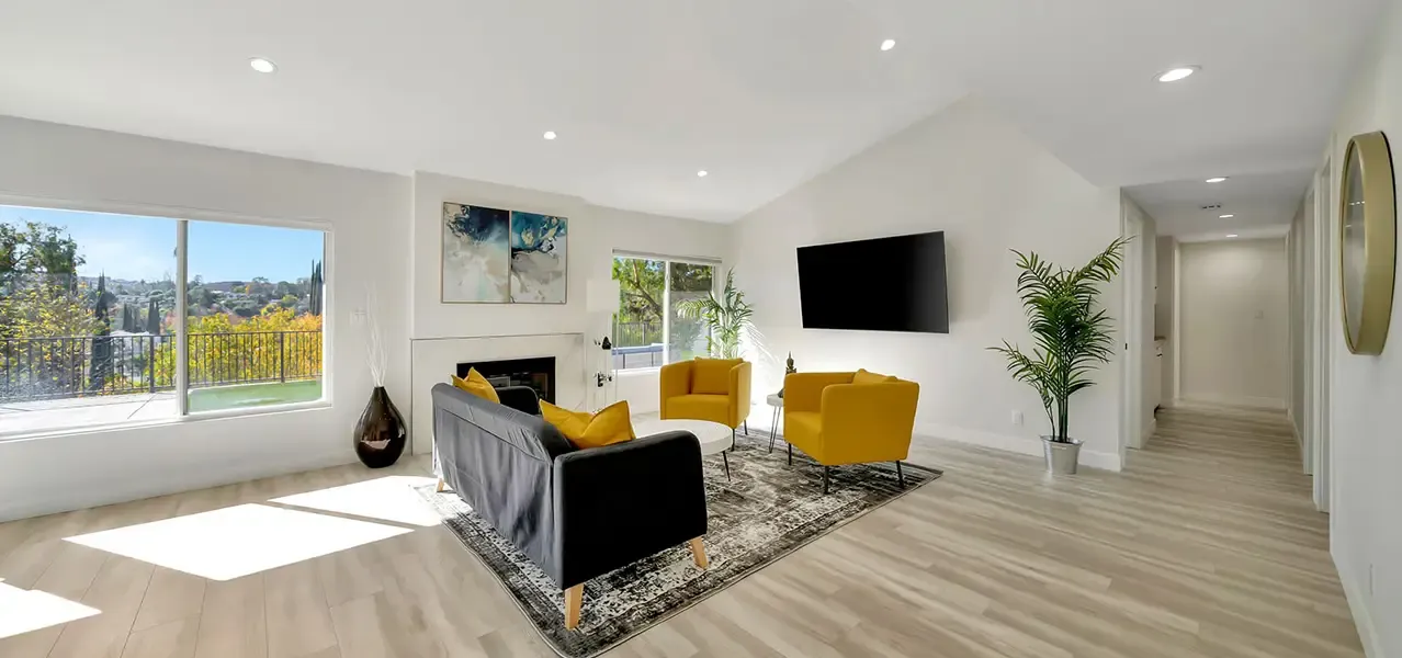 proj woodland hills bright renovation gallery 17